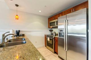 Extra large 1BR LUXURY resort condo with MASSIVE outdoor space & balcony - 5