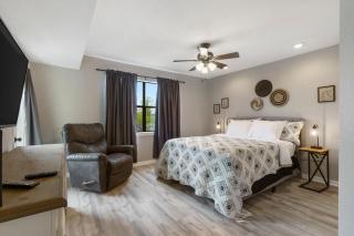 Highland Hideaway - Branson - Local Attractions On-site Amenities & More - Branson - 6