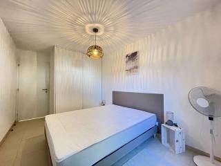 Appartement T3 neuf avec terrasse et parking proche plage - FR-1-308-210 - Le Lavandou - 6