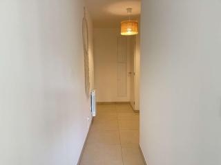 Appartement T3 neuf avec terrasse et parking proche plage - FR-1-308-210 - Le Lavandou - 2