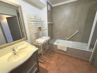 Appartement climatisé en Provence, à deux pas du Golf de Pont Royal - FR-1-658-35 - Mallemort - 4