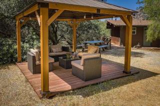 Bear Hollow by Sequoia National Park - Three Rivers - 7