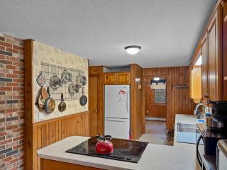 Delightful Cabin in Maine Woods - - 4