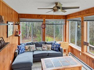 Delightful Cabin in Maine Woods - 1
