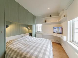 Zeeland Retreat Sauna and Seaside Charm - 1