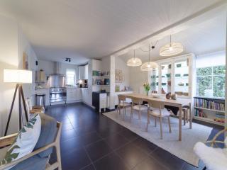 Zeeland Retreat Sauna and Seaside Charm - 8