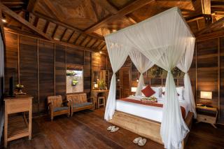 Santris Villas by GenuineHost - 2