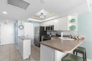 New Listing-Pristine Cozy Ocean Penthouse Condo - Marco Island - 3
