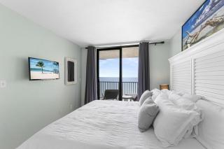 New Listing-Pristine Cozy Ocean Penthouse Condo - 6