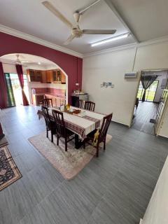 DK Villa Muar - Muar - 4