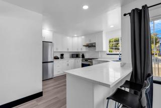 Spacious 3BR 2BA Family Stay - Oakland - 4