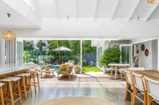 Beachside Suffolk Oasis and Pool - 4