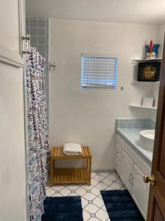 Charming Tarzana Retreat - Cozy 2 Bedroom Home - Stadtteil Tarzana - 1