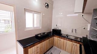 Chippy Service Apartments No11 RadialRoad - Chennai - 7