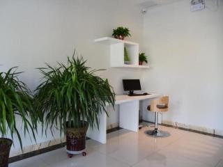 Shell Shuozhou Shuocheng District West Zhenhua Street Renmin Square Hotel - Shuozhou - 3