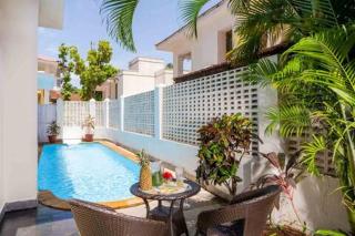 Solace Est 6BR Family Pool Villa Candolim Cook - Candolim - 4