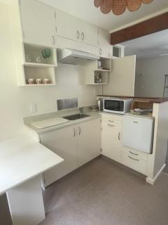 Garden Flat in the bush - Wellington - 7