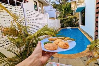 Solace Est 6BR Family Pool Villa Candolim Cook - Candolim - 1