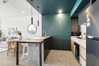 Chic 1-Bed Escape in Fremantle with Parking - North Fremantle - 8