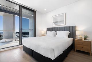 Penthouse Stay with Rooftop Views and Parking - North Fremantle - 9