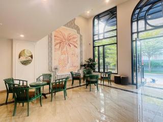 Swan Boutique Hotel - 9