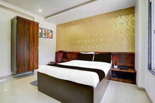 Super Townhouse Godavari Riverbank Formerly Shanti Datta Inn - Nashik - 3