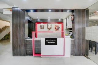 Super Townhouse Godavari Riverbank Formerly Shanti Datta Inn - Nashik - 7