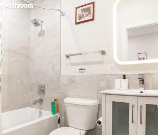 Spacious 4br Home King Suite Game Room Ac - Filadelfia - 6