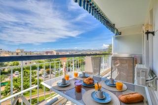 Lovely Apartment - 5min From Beach - Happy Rentals - Juan-les-Pins - 0