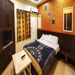 Hotel Geetanjali St Bus Stand Panvel - Panvel - 5