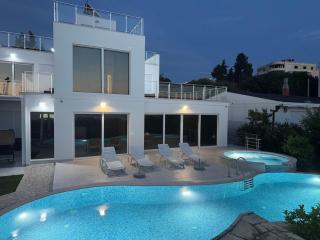 First Line Villa - Dobra Voda - 0