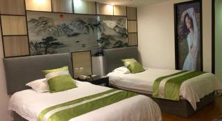 GreenTree Inn Taicang Baolong Square Hotel - Taicang - 1