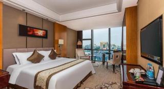 Zhangjiagang Zhonglian GDH International Hotel - Zhangjiagang - 1