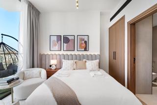 Chic Studio with Balcony and Gym at JVC - 5