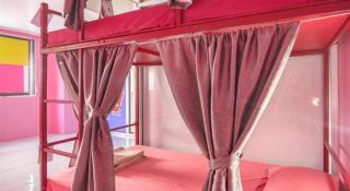 OYO 586 I Hostel Phuket - Patong Beach - 3