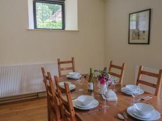 Yard Cottage - Lyme Regis - 2