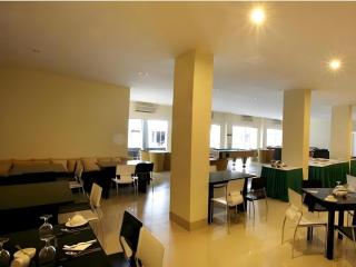 Griya Sintesa Hotel - Manado - 8