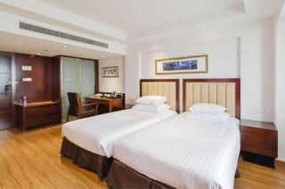 New Century Shaoxing Grand Hotel - Shaoxing - 1