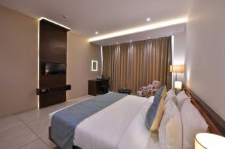 Palette Hotel Morbi - Morbi - 3