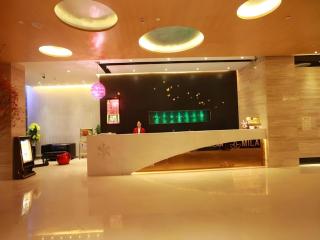 Milan Fashion Hotel - Shenzhen - 8