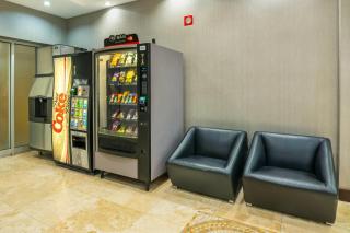 Comfort Inn & Conference Centre Toronto Airport - Toronto - 4