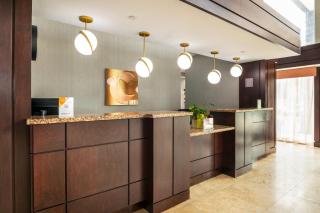 Comfort Inn & Conference Centre Toronto Airport - Toronto - 3