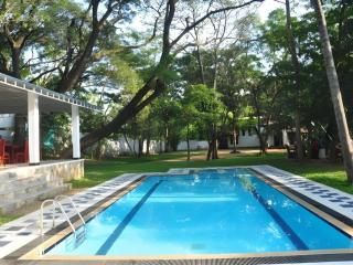 Grand Kalundawa Resort - 3
