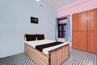 SPOT ON B.K PHOOLPUR HOTEL & FAMILY RESTAURANT - Prayagraj - 8