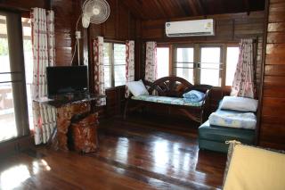 Ban Silachol บ้านศิลาชล - Ban Chak Phai - 1