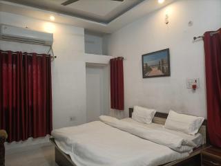 Hotel O Allahabad Property - Prayagraj - 8