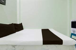 SPOT ON Nb Hotel - 4