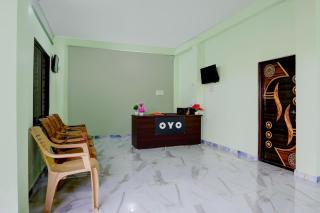 SPOT ON Nb Hotel - 9