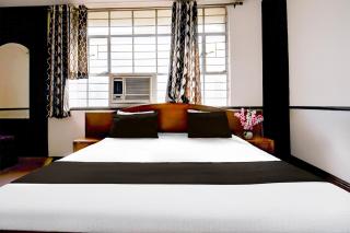 Hotel O Om Guest House - Patna - 8