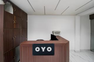 Hotel O Om Guest House - Patna - 0